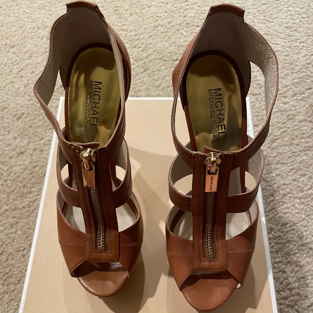 Michael Kors Berkeley Platform, Leather, Color Lu… - image 2